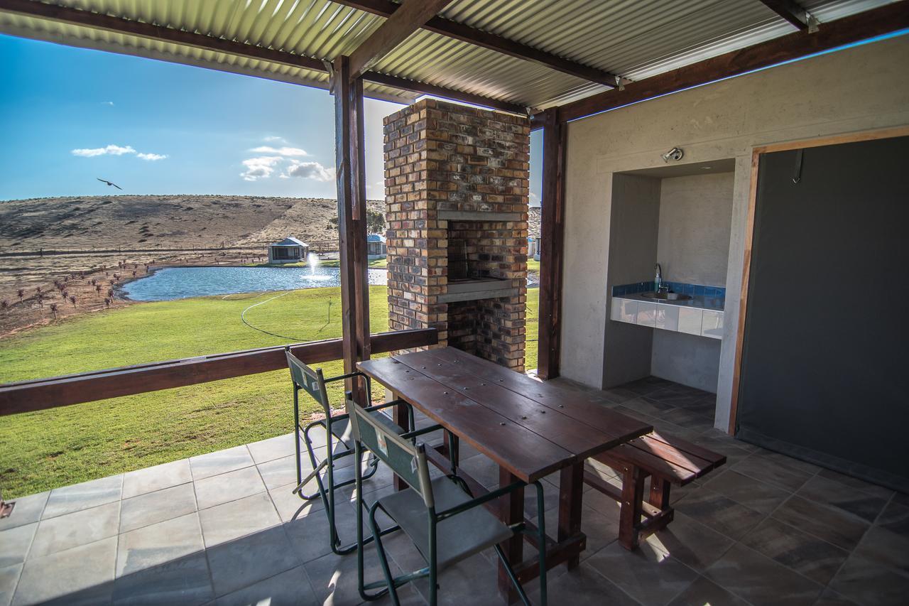 Letsatsi Lodge Vanrhynsdorp エクステリア 写真