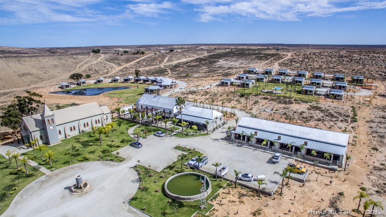 Letsatsi Lodge Vanrhynsdorp エクステリア 写真